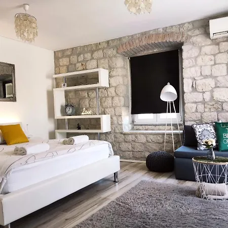 Klaudija ゲストハウス