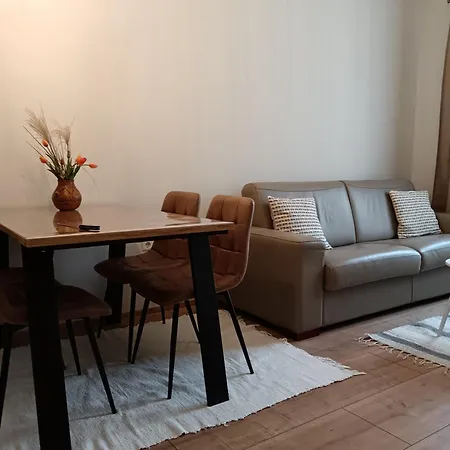 Klaudija 4* Τρογκίρ