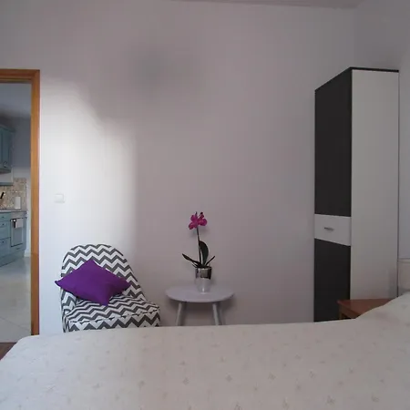 Klaudija 4* Τρογκίρ