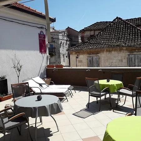 ゲストハウス Klaudija トロギール