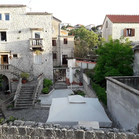 ゲストハウス Klaudija 4*