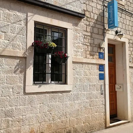 ゲストハウス Klaudija 4*