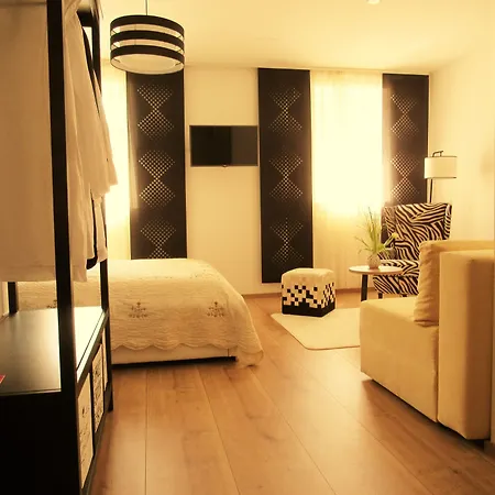 Klaudija 4* トロギール