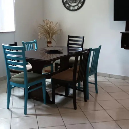 ゲストハウス Klaudija トロギール