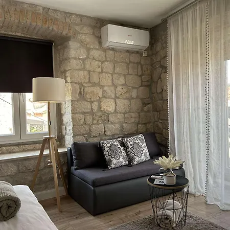 Klaudija ゲストハウス トロギール