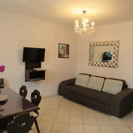 Klaudija ゲストハウス 4*